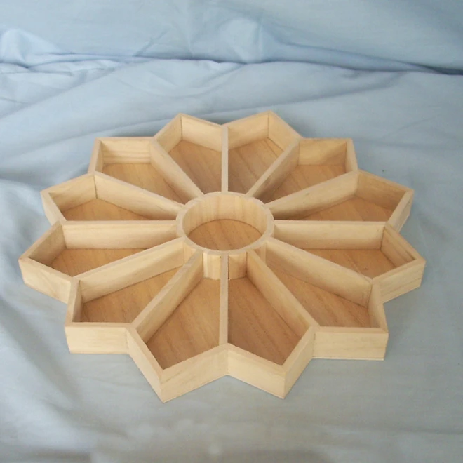 Decorative Wooden Tray 5 Sections Snack Plate Multi-Compartment Wood Pallet Bamboo Wood Sorting Trays Desktop Display Organizer