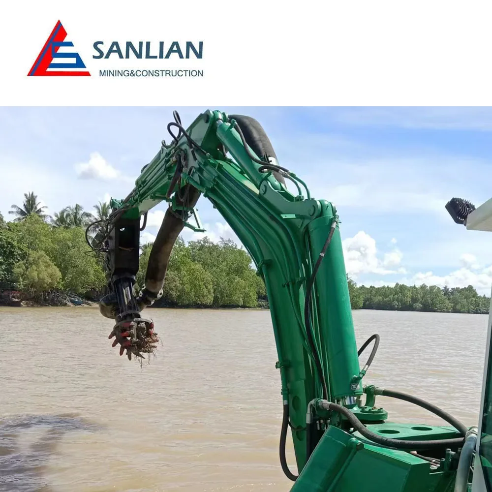 Sanlian Amphibious Multipurpose Dredger with Functions for Suction Dredging / Pilling / Backhoe Dredging / W e e d Raking