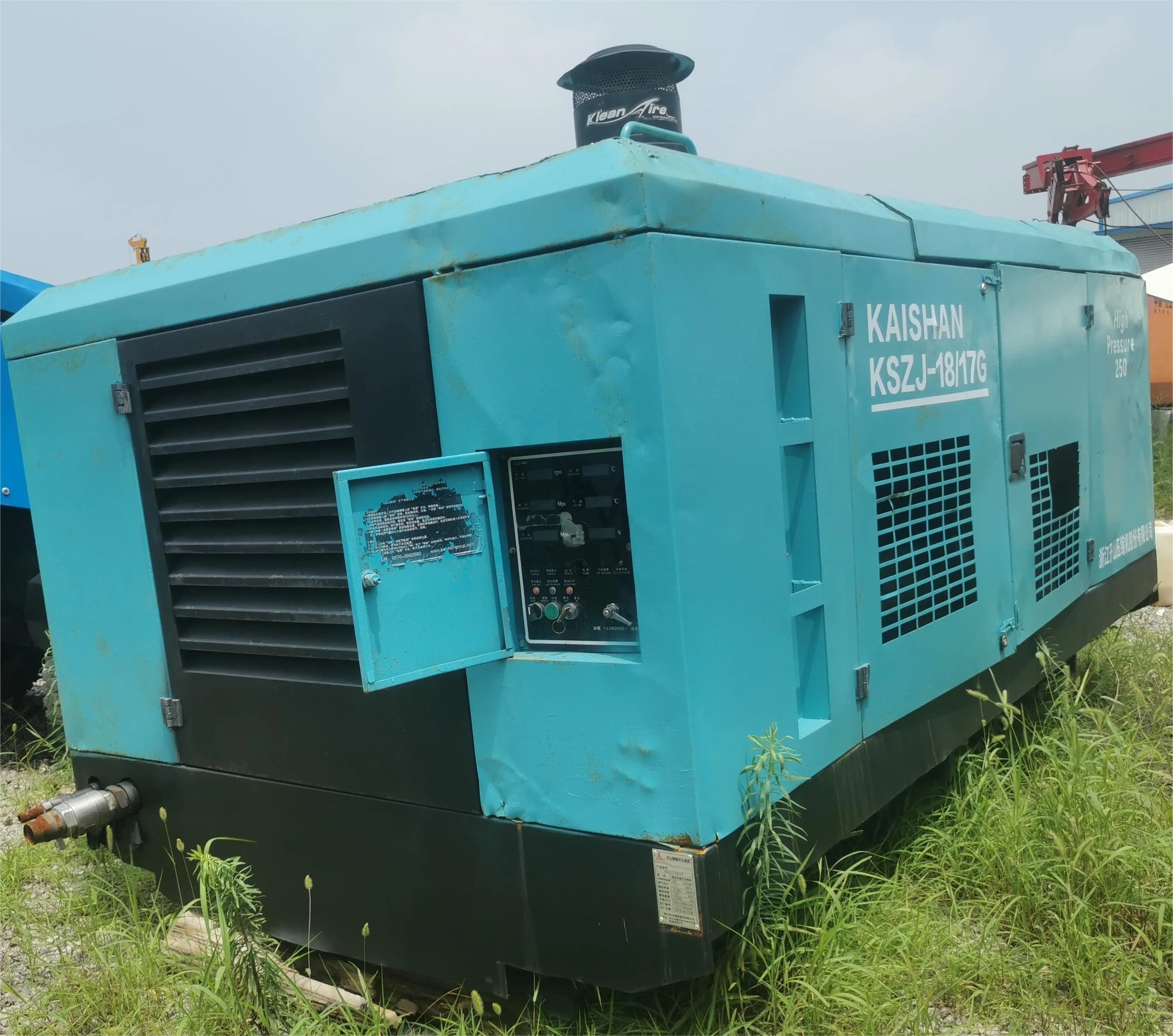 Используемый фиксированный KAISHAN LGCY18/17 17 бар 600cfm дизельный винтовой воздушный компрессор