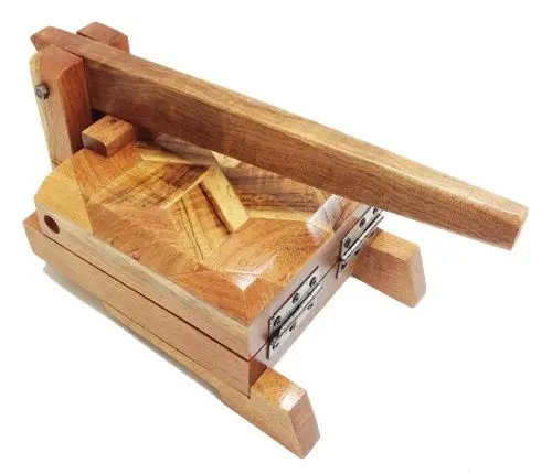 Handmade Top Design Wholesale Manufacturers Natural Wood Corn Tortilla Making Machine Wood Tortilla Press