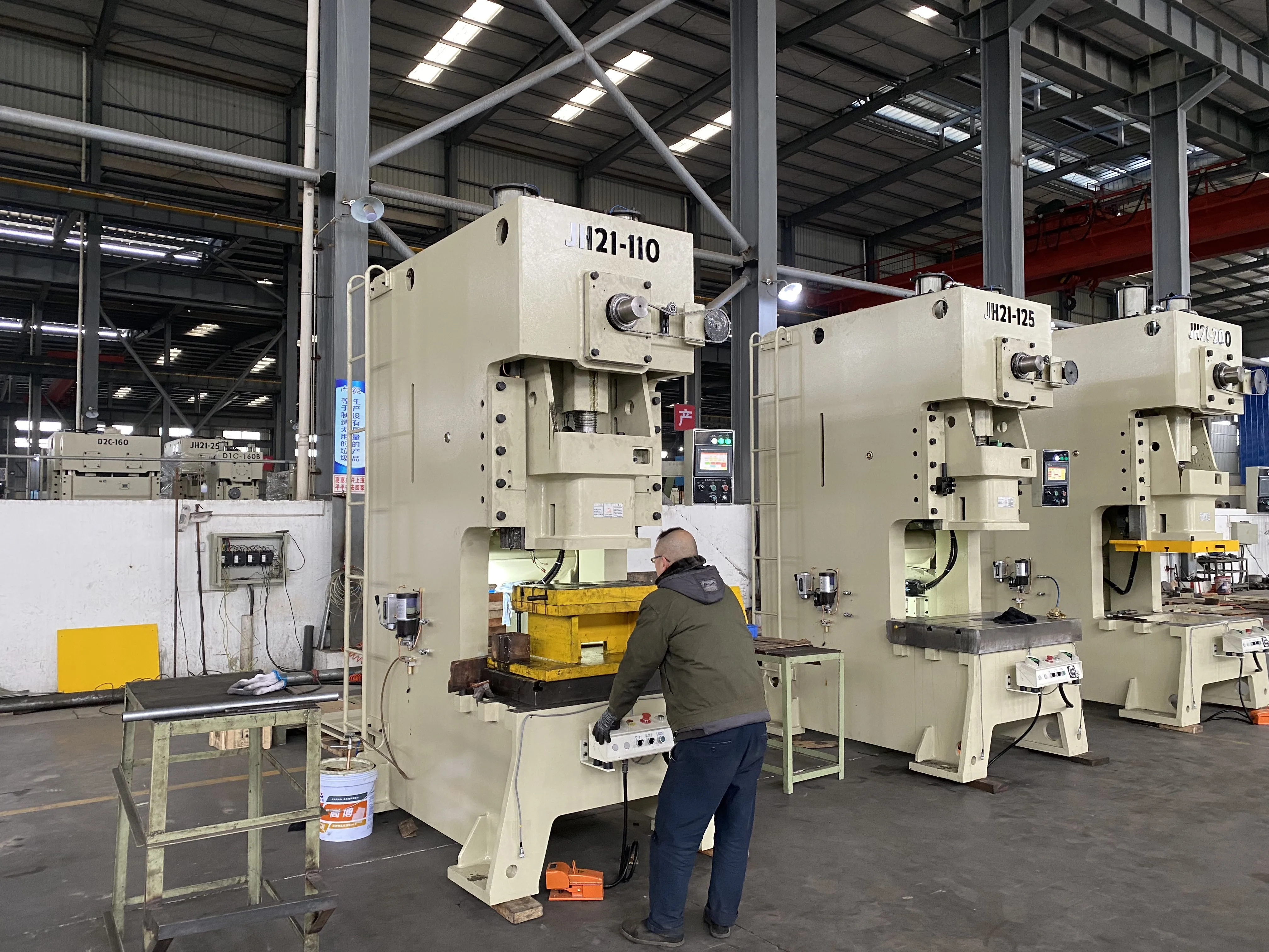 JD-31 H Frame Flywheel Type Single Crank Punch Press 250 Ton Single Crank Power Press 250 Ton Punching Machine