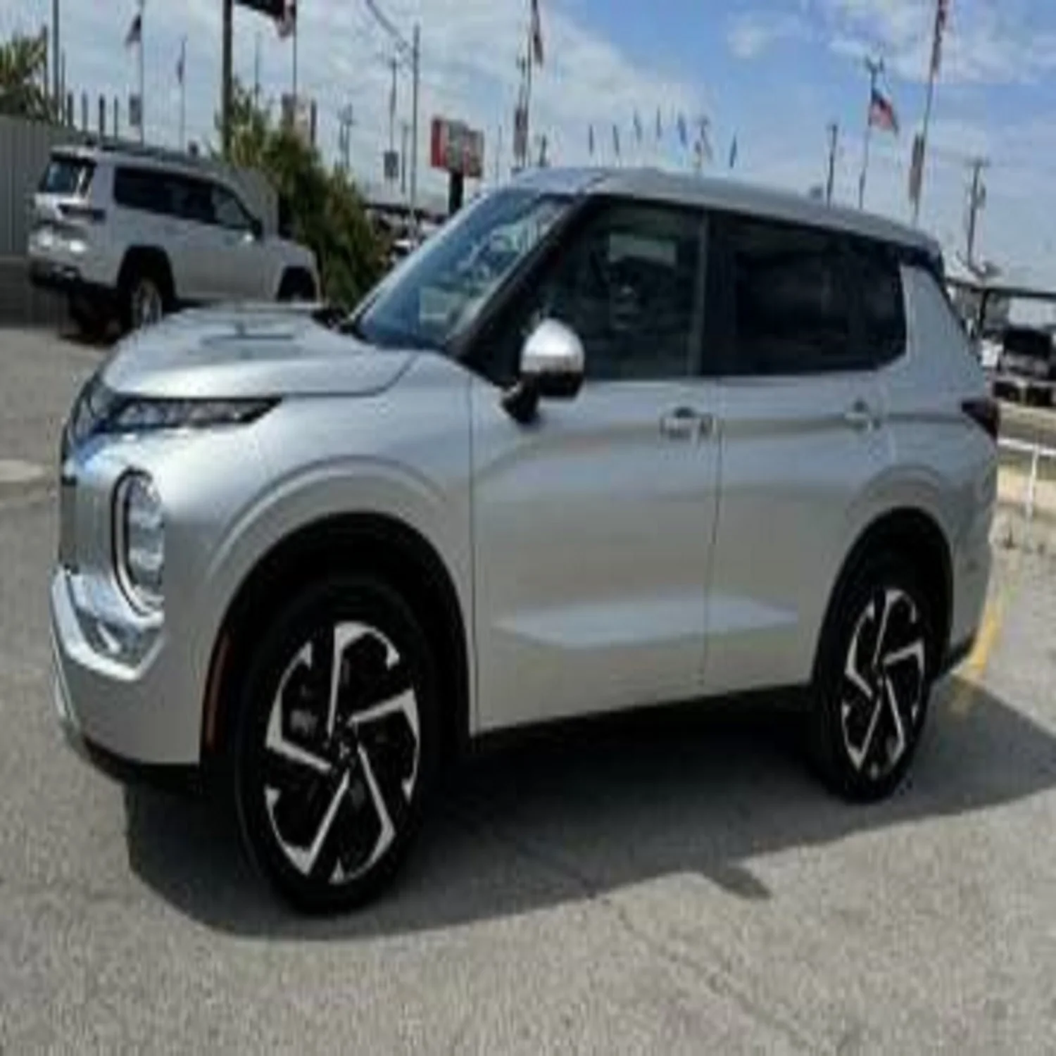 Used 2023 Mitsubishi Outlander SE S-AWC