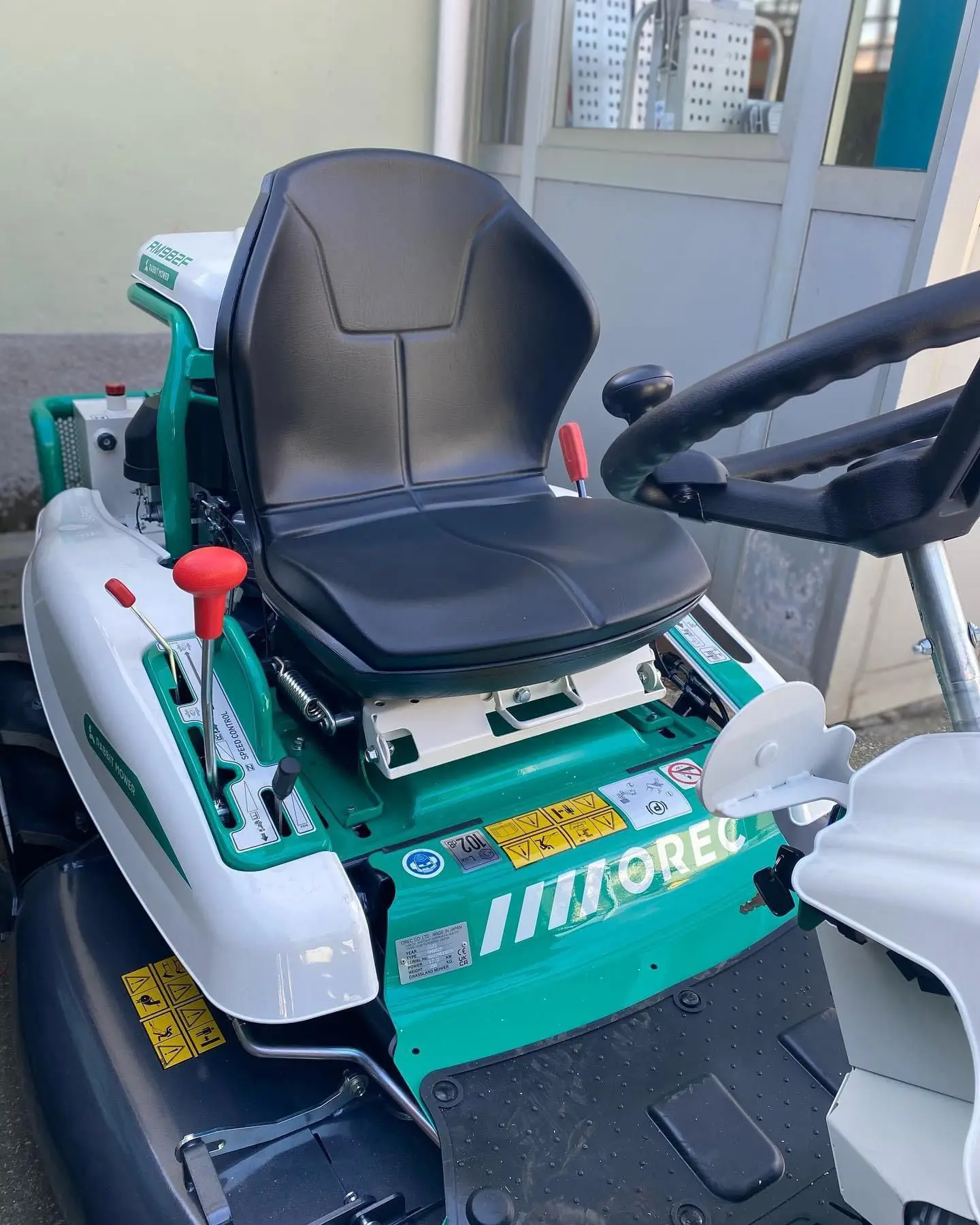 Orec Rabbit RM982F Lawn Mower 4WD