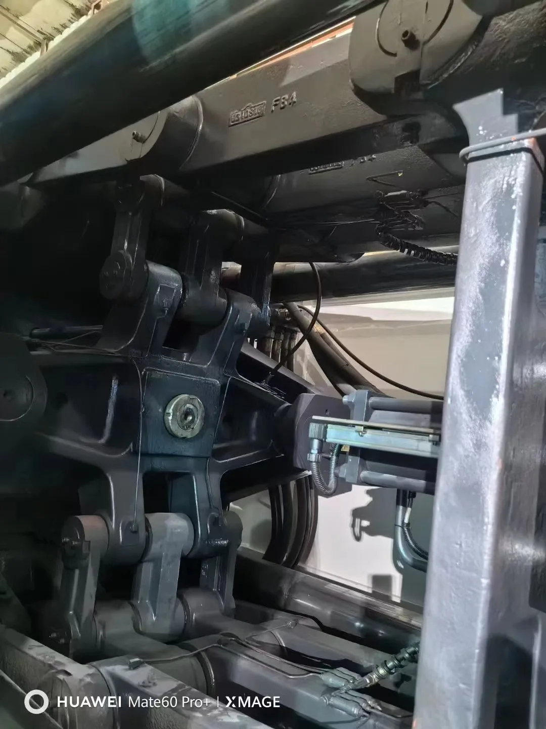 Plastic Injection Machine 4550III 650TON Injection Molding Machine HaiTian Second Hand Plastic Injection Molding Machine