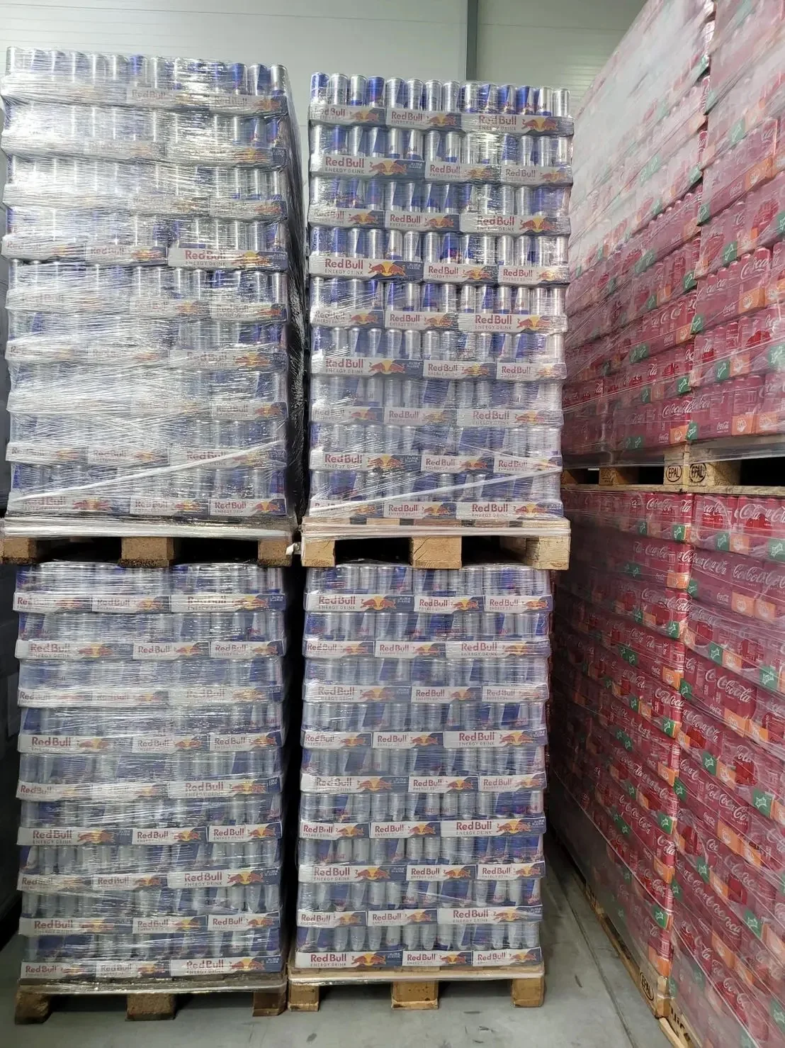 Wholesale ORIGINAL Red Bull 250 ml Energy Drink Red Bull 250 ml Energy Drink / Redbull