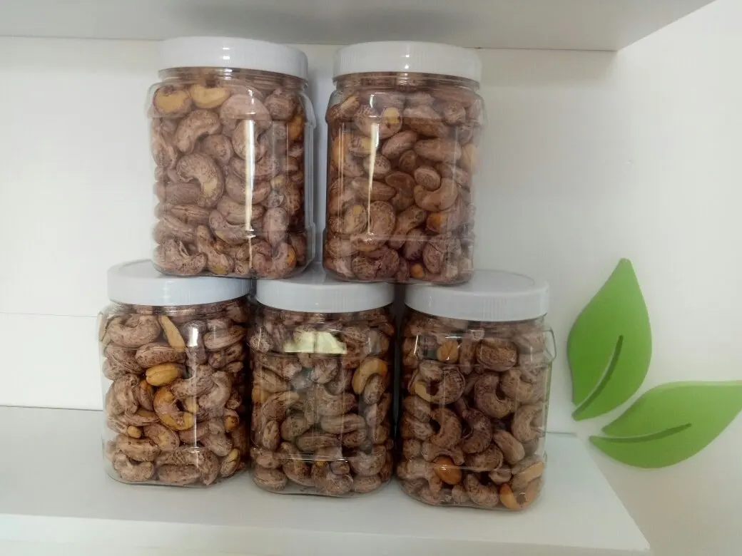 Сделано в Вьетнаме, оптовая продажа, органические орехи кешью, сырые сушеные орехи кешью, самая низкая цена, ядра кешью