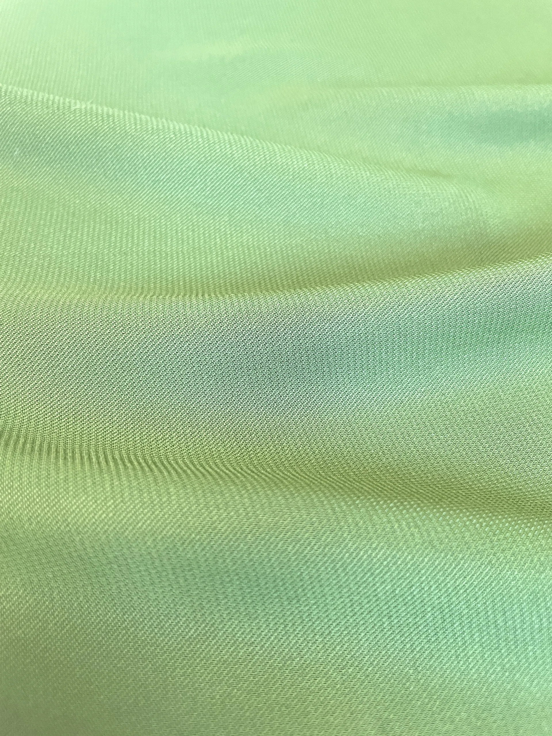 Polyester Plain Dyed Fabric Wholesale Price High Quality Low MOQ From Vietnam Fabric Textile Raw Material High Quality M776D