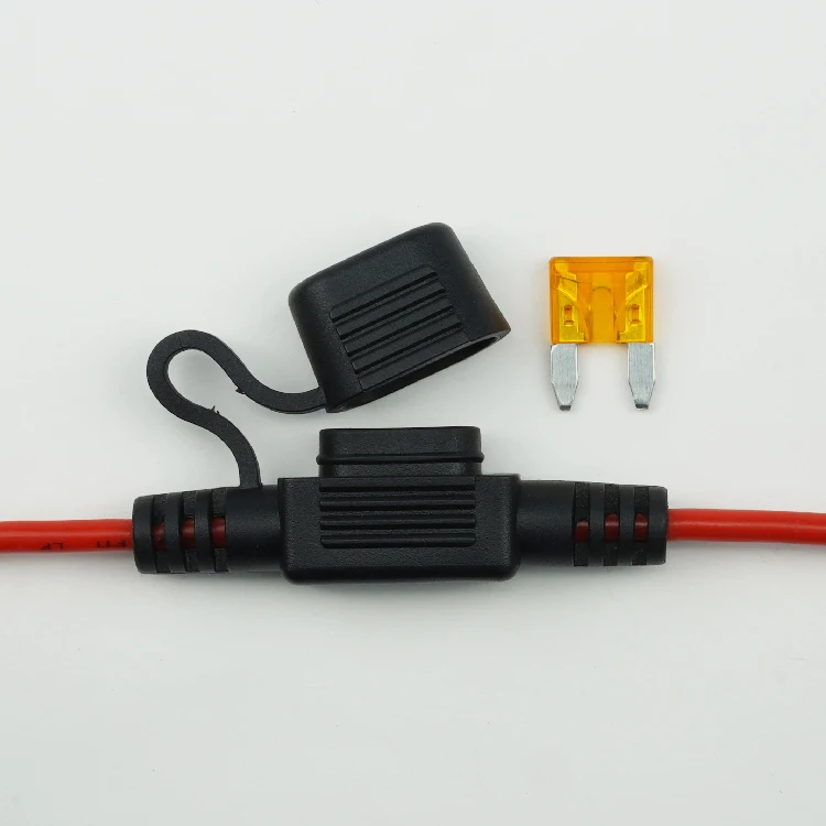 Taiwan product Flexible inline fuse holder ideal for Circuit protection in marine applications