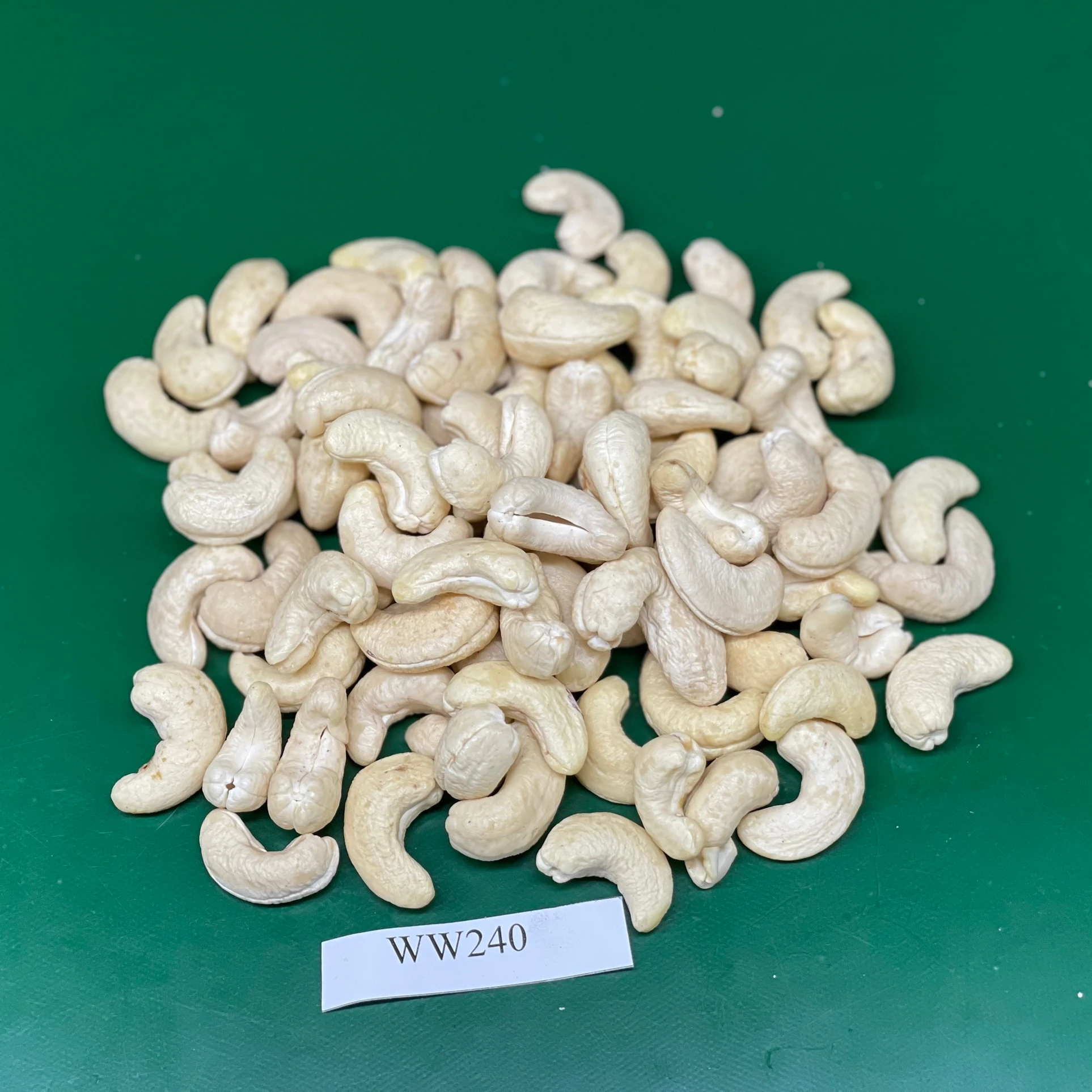 cashew milk and bakery Best Option Cashew nut kernels w240 w320 w450, High Quality Newest Crop 2022