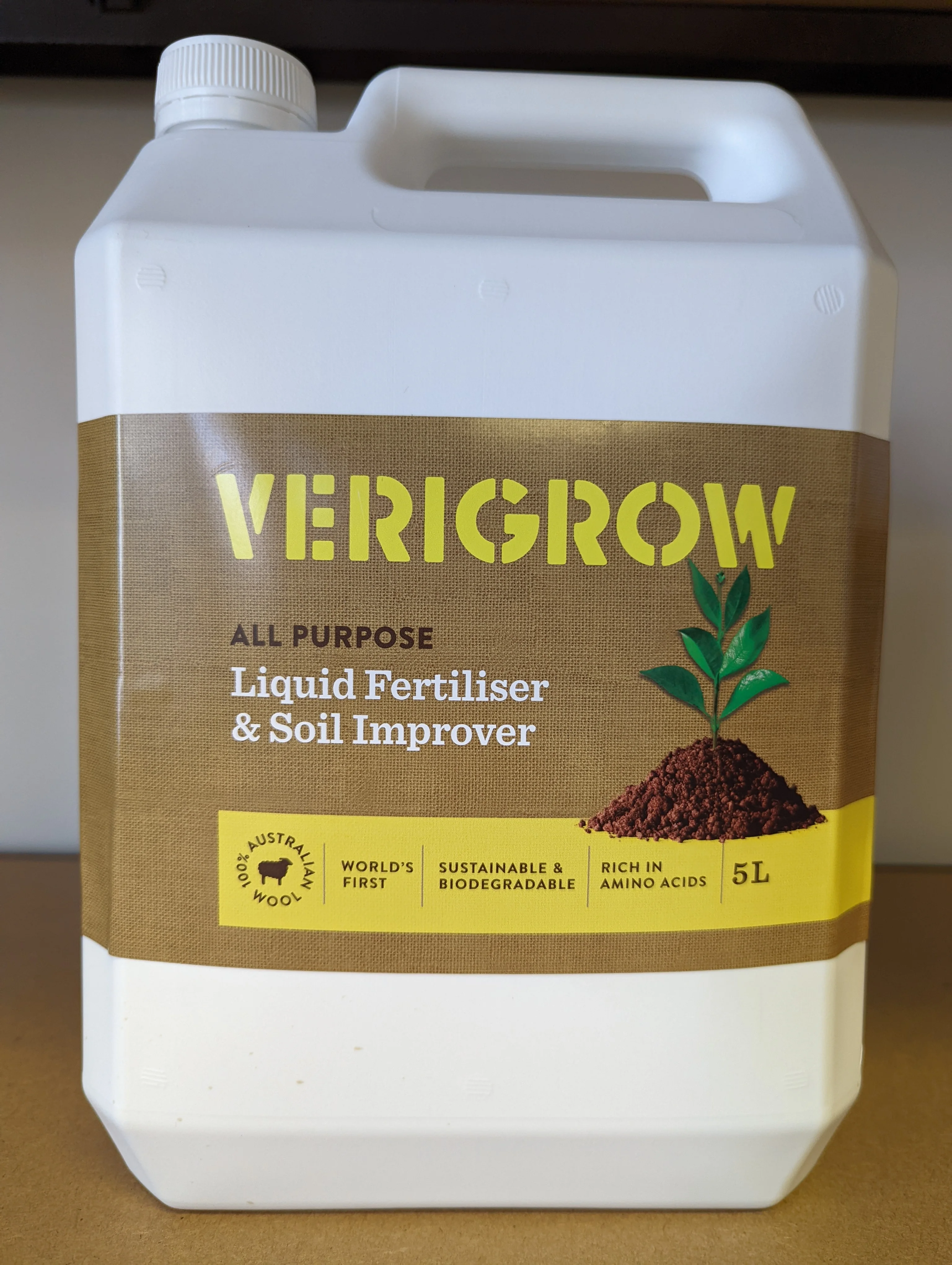 Verigrow 1L - all purpose amino acid fertiliser and soil improver from wool