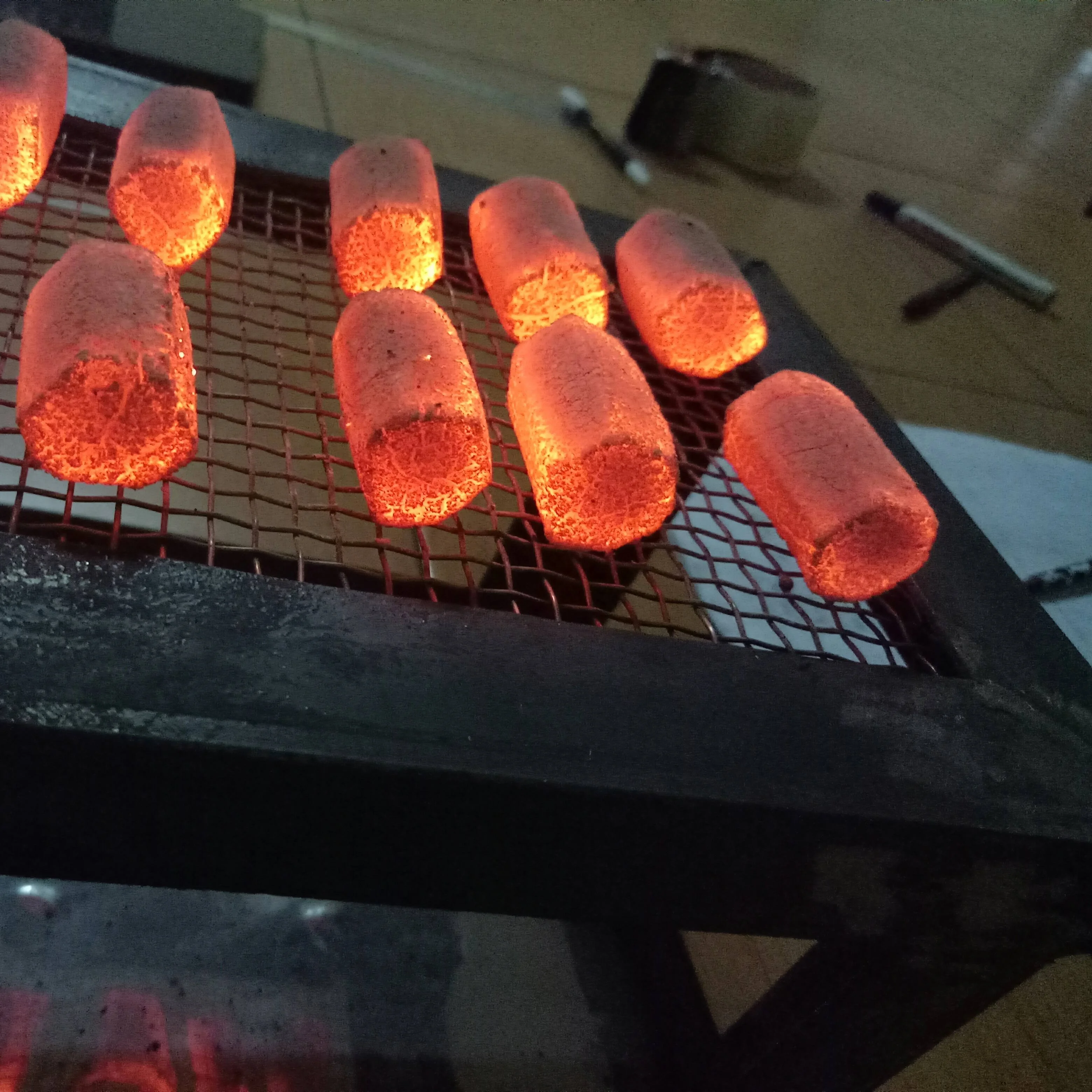 LOW ASH Long Burning Time Natural Shisha Hookah Coconut Charcoal