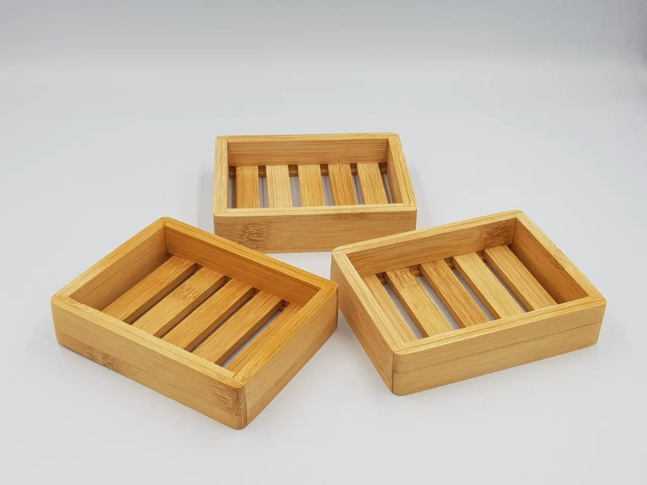 2023 Bathroom Bamboo soap dish with drain for home spa and body wellness Wood Soap Holder Bath Soap Tray Custom LogoSoap Holder