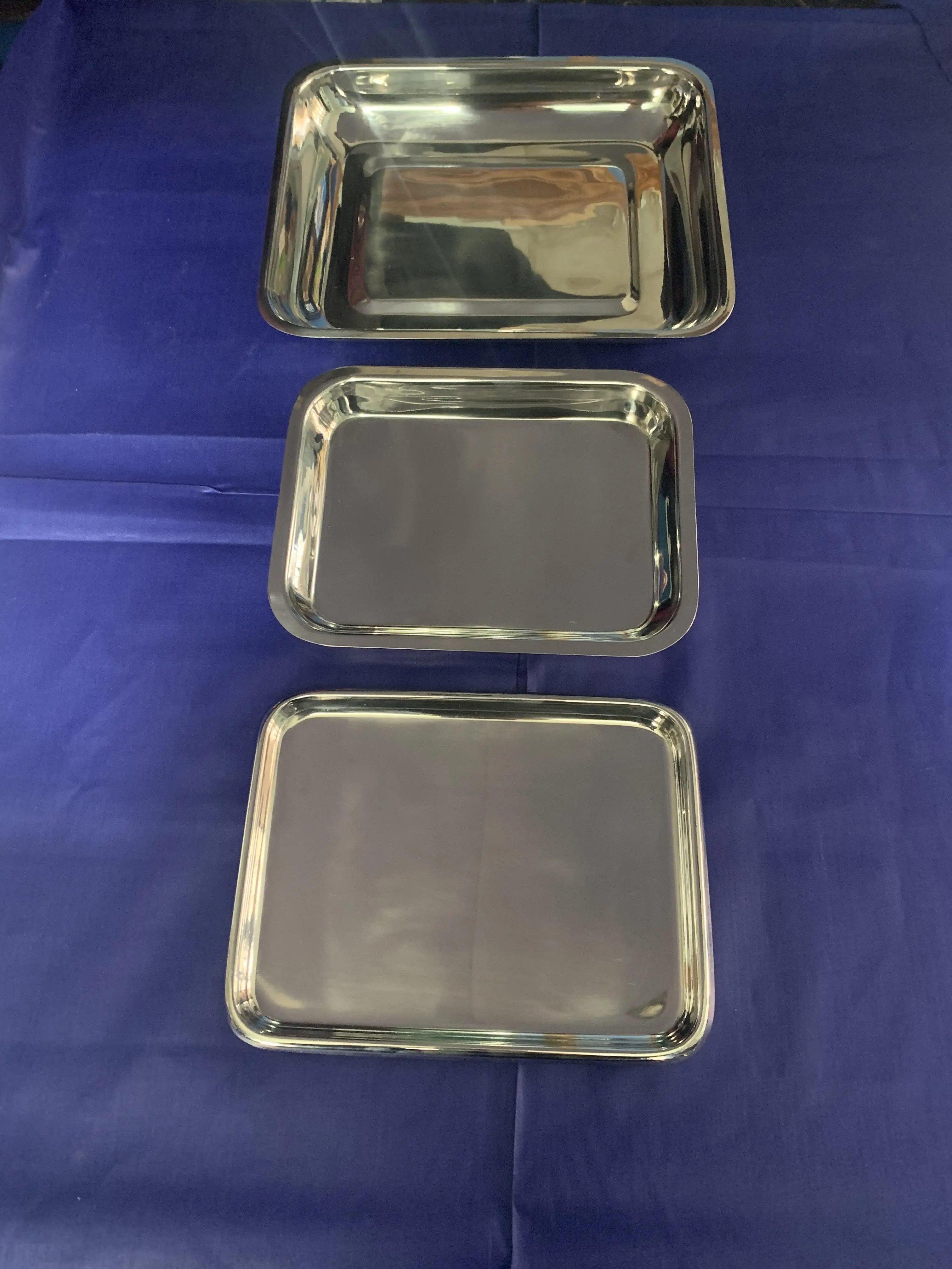 2970 Stainless Steel Hollow Ware Instruments Surgical Tray Manual Power Skin Stapler Included