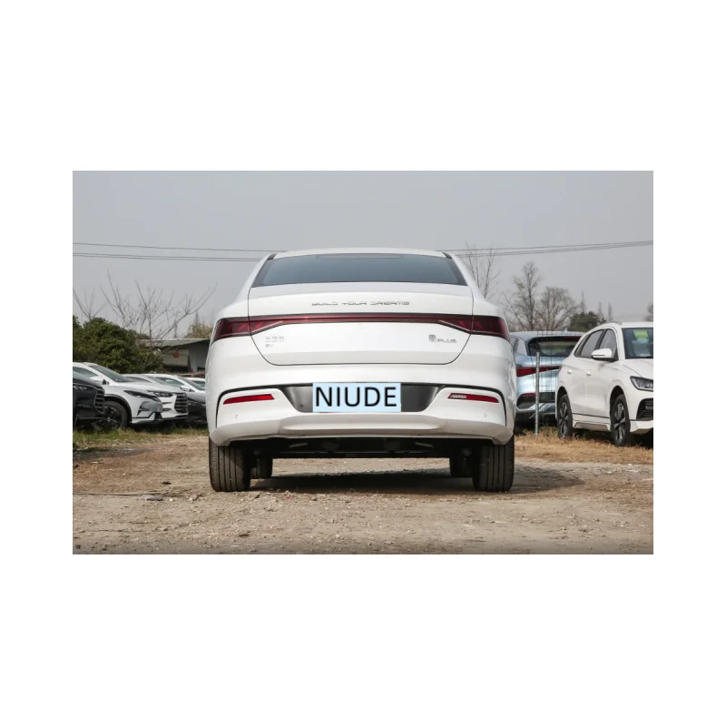 BYD 2024 Qin PLUS DMi hybrid car Champions Edition DM-i 55km Leading BYD Qin Plus Electric Taxi Car