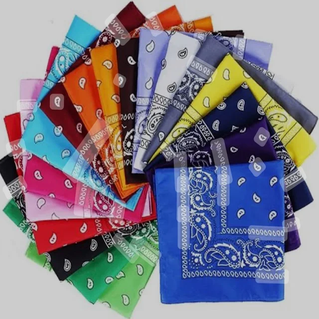 Женский платок с цветочным принтом