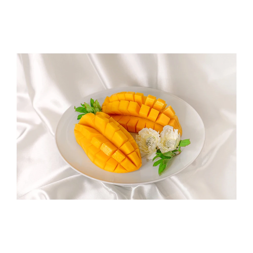 Thai Sweet Yellow Mango from Thailand (Premium quality, Export Grade, Sweet, Good smell, Yellow color)