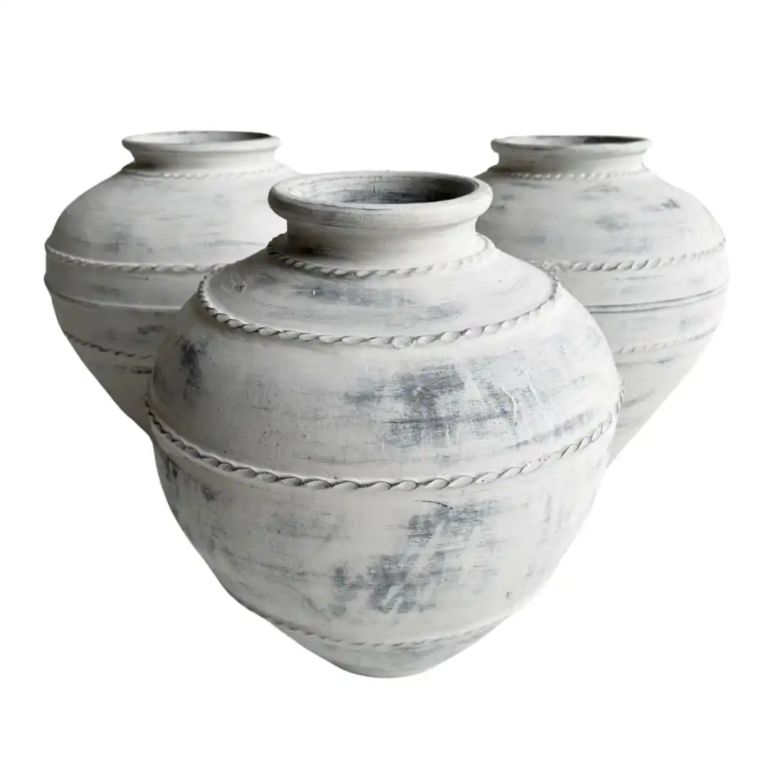 terracotta clay pot with luxury white look for home, restaurant or hotel decor