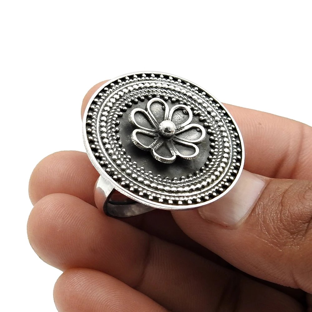 Solid 925 Sterling Oxidized Silver Flower Shape Vintage Look Adjustable Ring Handcrafted Jewelry Direct Factory Price Suppliers