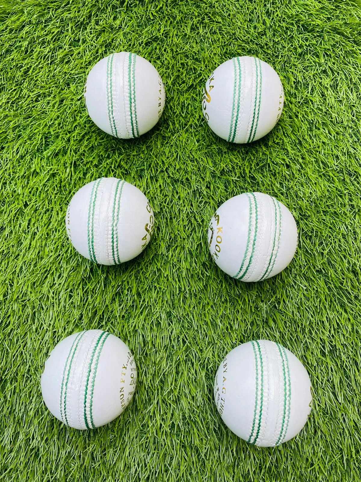 ENGLISH ALUM TANNED WHITE CRICKET BALLS MEN SIZE 156gm