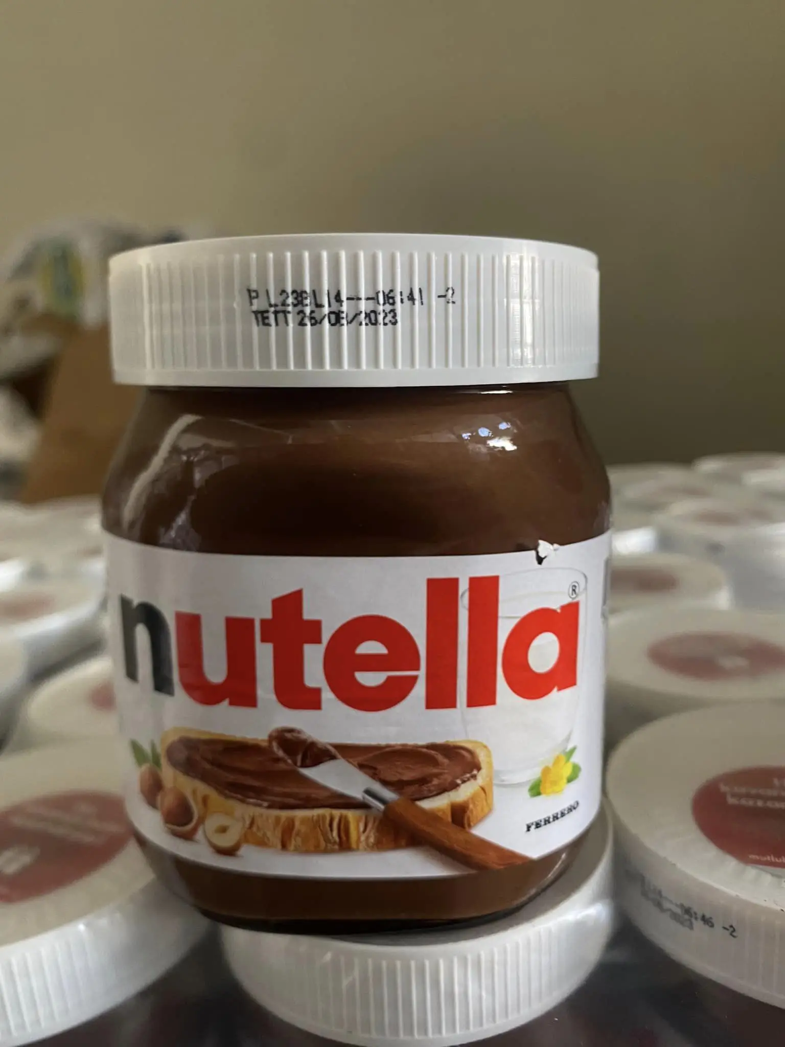 Ferrero- Nutella Chocolate Hazelnut Spread, Special Edition with Italian Flag Colours