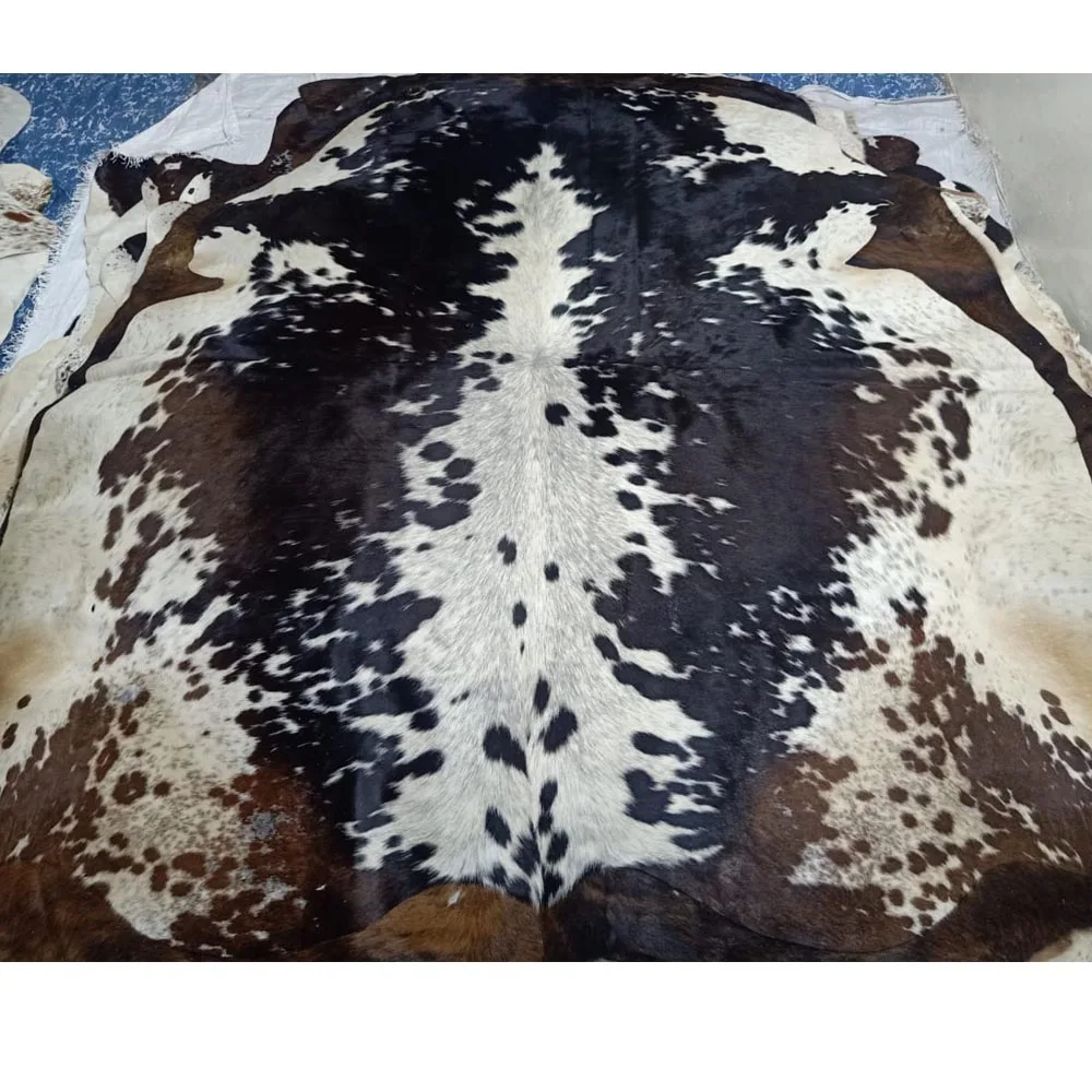 Natural Cowhide Rugs 100% Cowhide Leather Rugs Tricolor Cow Hide Skin Carpet Area 15-35 SQFT Natural Cow Hide Skin Rugs