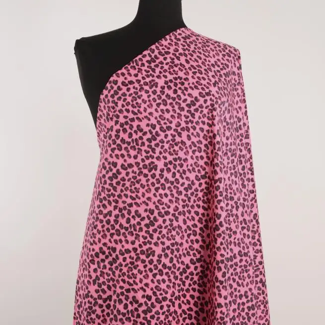 Eco friendly and premium deadstock of outdoor nylon Fabric, micro design pink fabric for outdoor clothing.