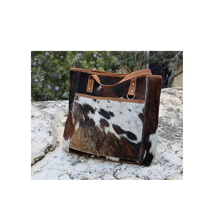 Best Quality Luxury Handbags Ladies Bag Comfortable Leather Casual Crossbody Bag at Wholesale Price From Indian Exporter