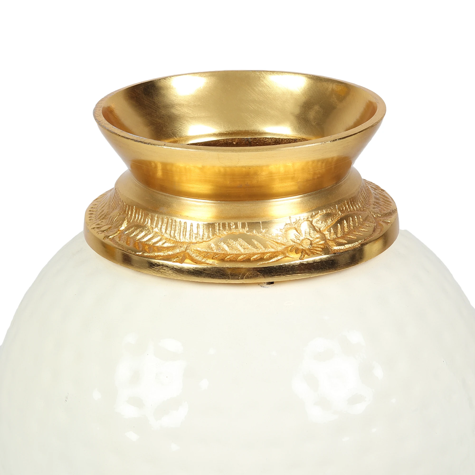 Indian Export Quality Home and Garden Decoration Metal Vases Available at Wholesale Supply Crystal metal vases