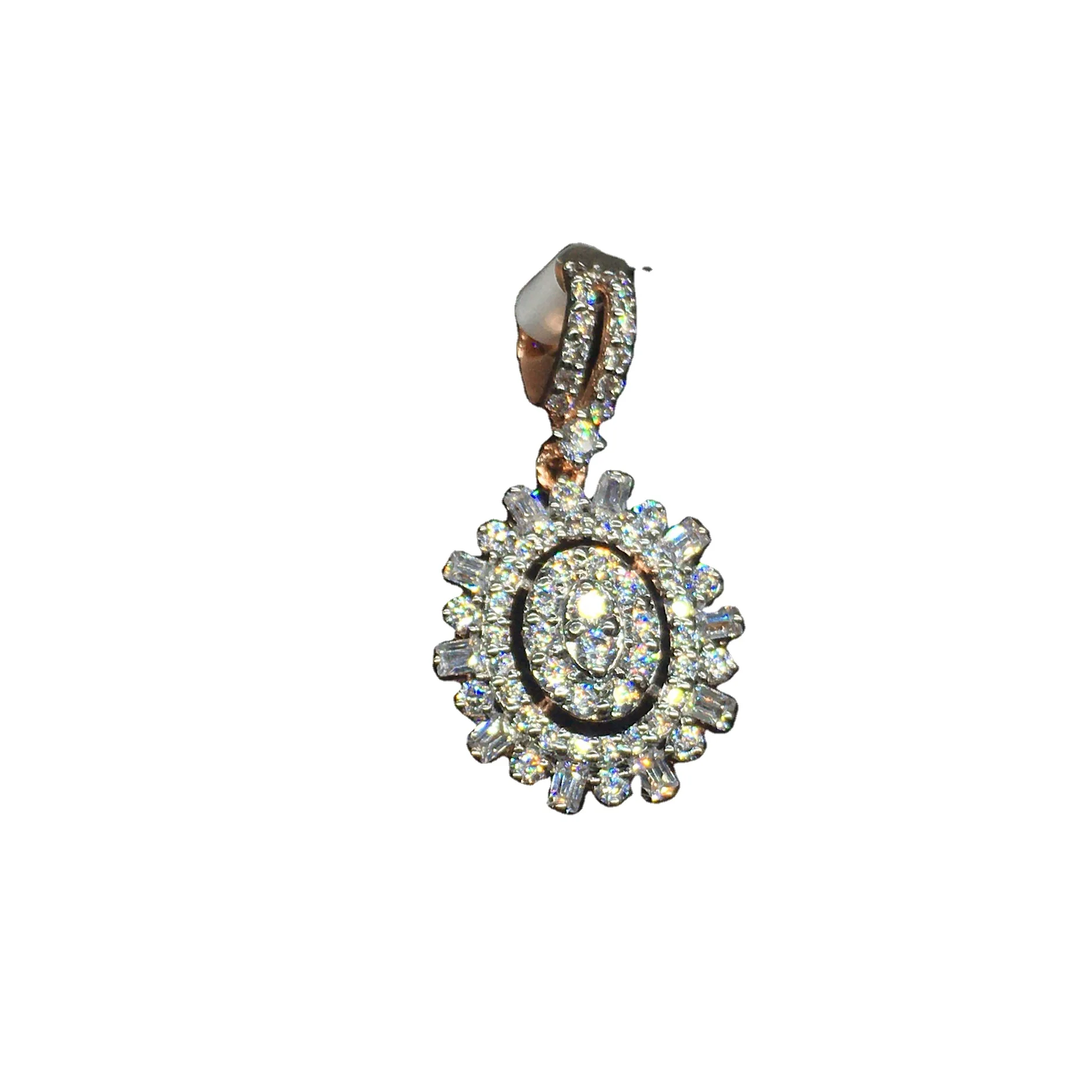 Stunning Natural Diamond Pendant in 18 K Gold Natural Diamond Fine Diamond Pendant available in bulk quantity
