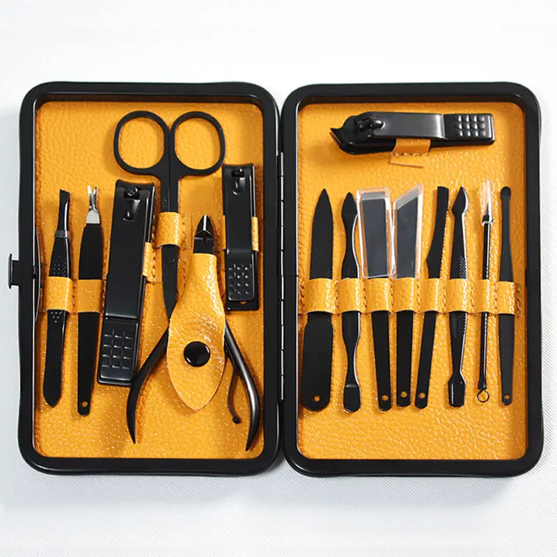 Factory wholesale 15pcs women travel grooming kit personal care tool beauty manicure and pedicure set with leather case