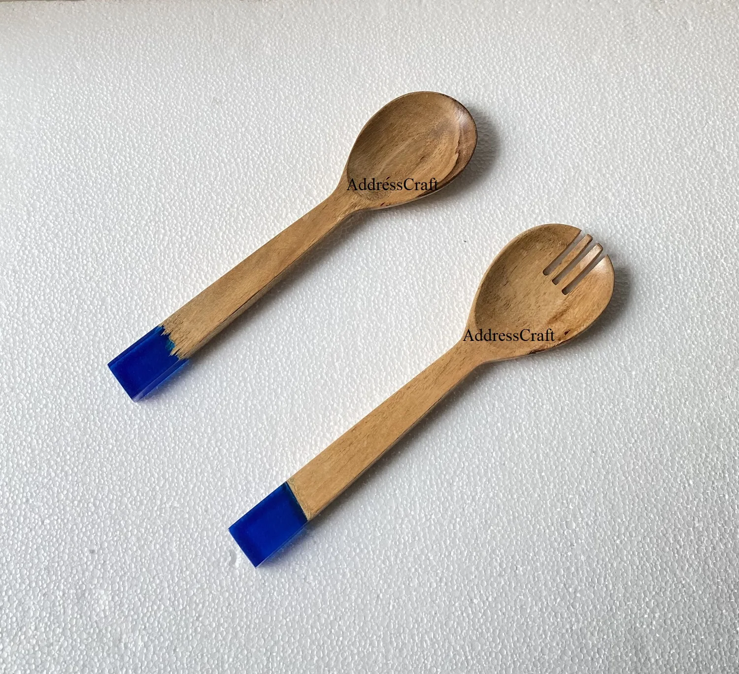 Latest Design Handmade Wooden Salad Server Set Decorative Resin Handle Salad Tools Table Creative Wooden Cutlery Salad Service