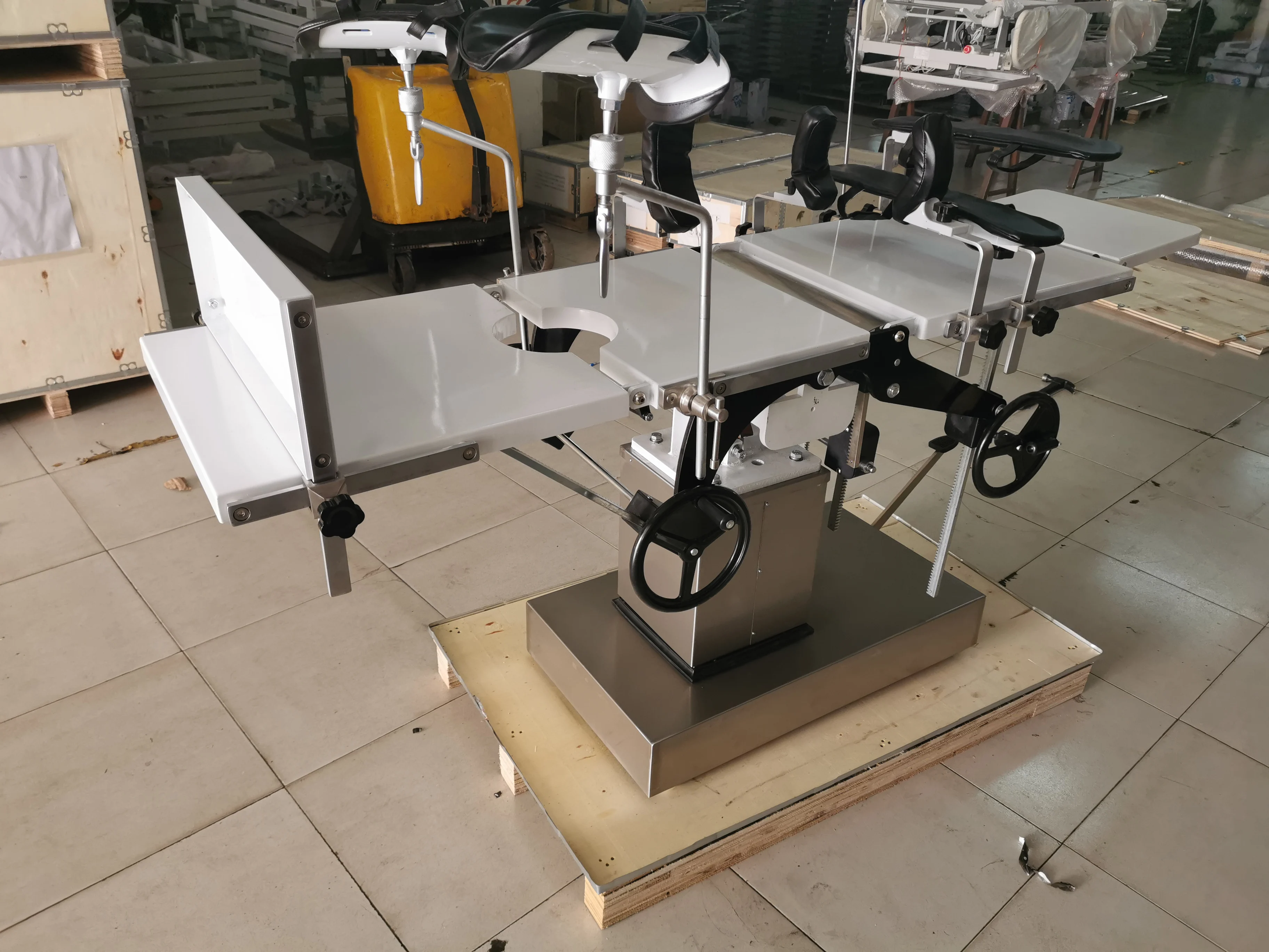 FN-3001Manual операционная кровать с тормозным гидравлическим рабочим столом 304 нержавеющей стали