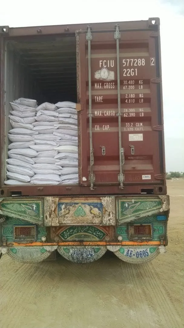 Premium Quality Himalayan Pink rock salt chunks, 100% Food Grade Edible rocks , Manufacturer from Pakistan