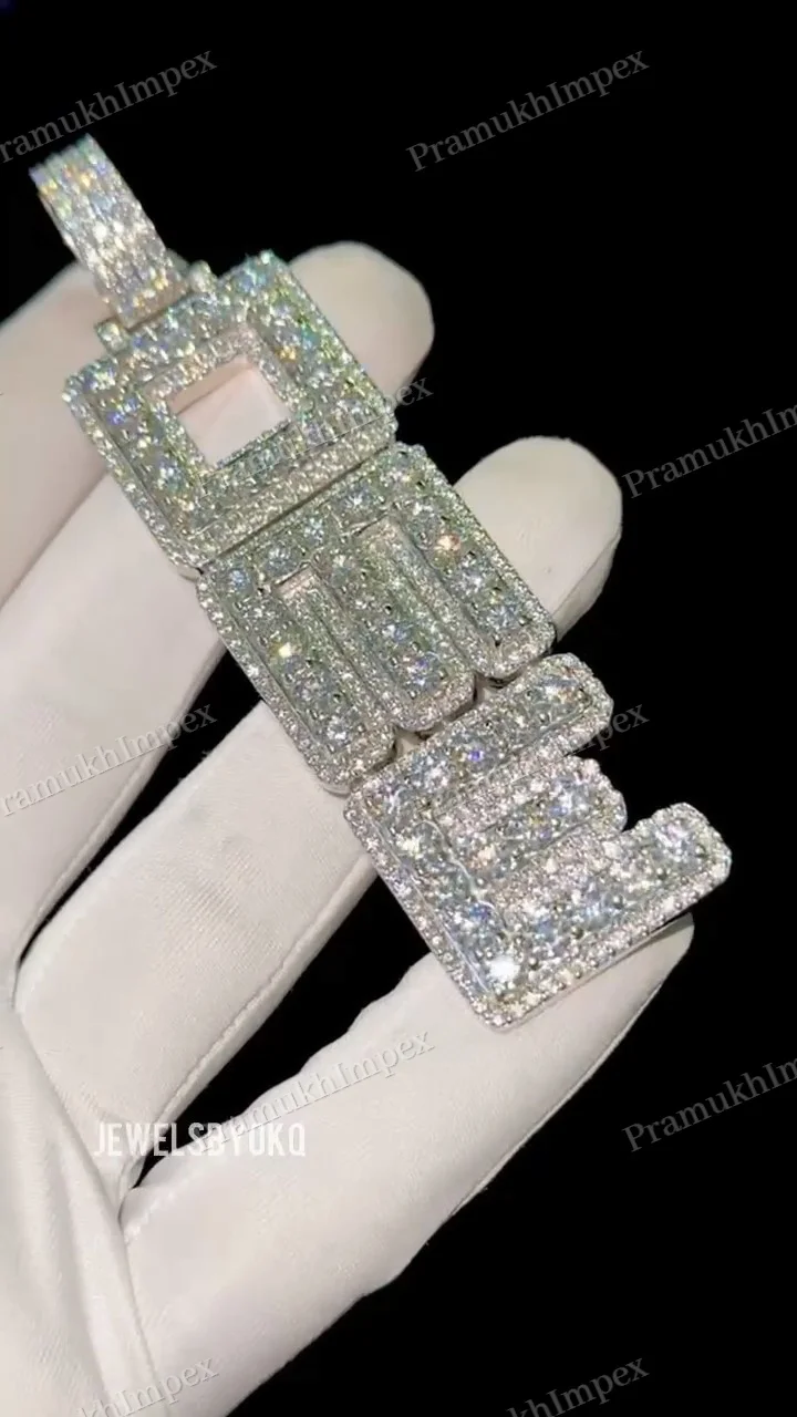 925 Серебряный кулон с муассанитом