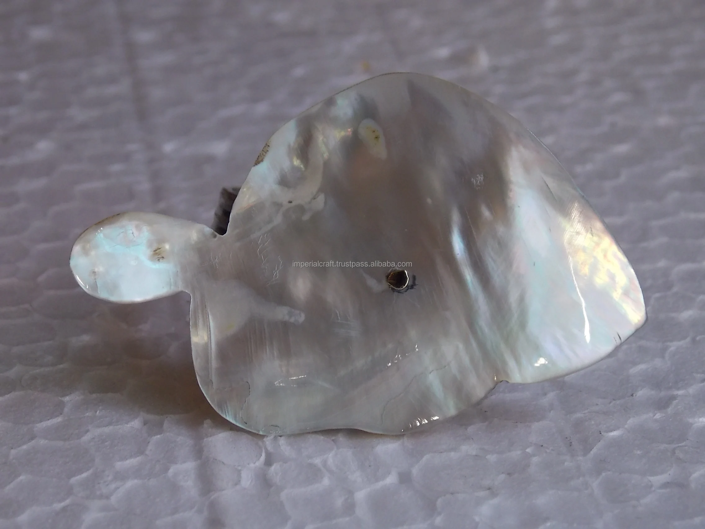 new arrival mother of pearl and metal napkin holder ring for weddings and table decoration new mega star design