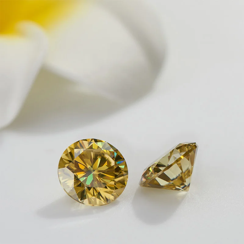 1.01Ct HPHT Diamond Fancy Yellow Round Cut Rough Lab Grown Diamond For Engagement Rings