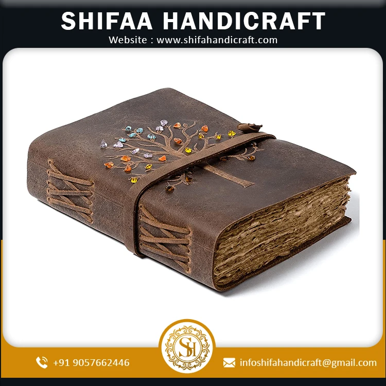 Записная книжка с кожаной обложкой в стиле Древа Жизни в красивом дизайне