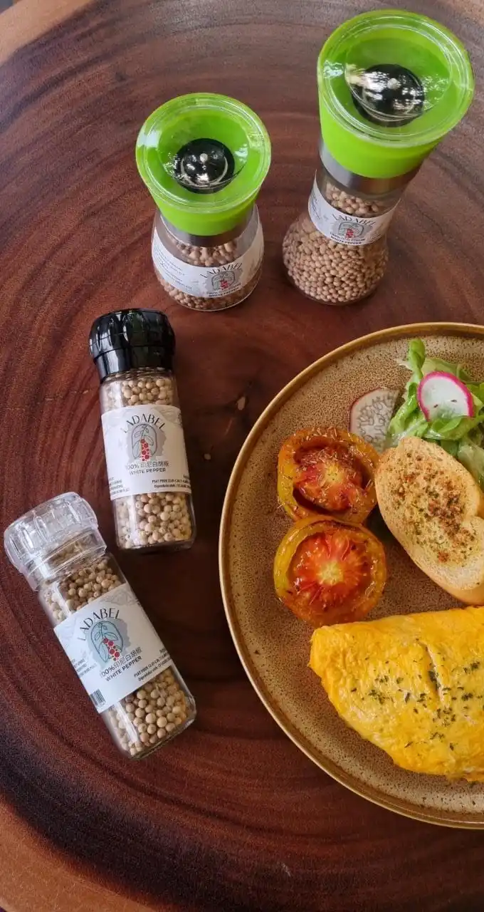 High Quality Premium Single Spices White Pepper Powder & Extract International With Grinder From Belitung Indonesia