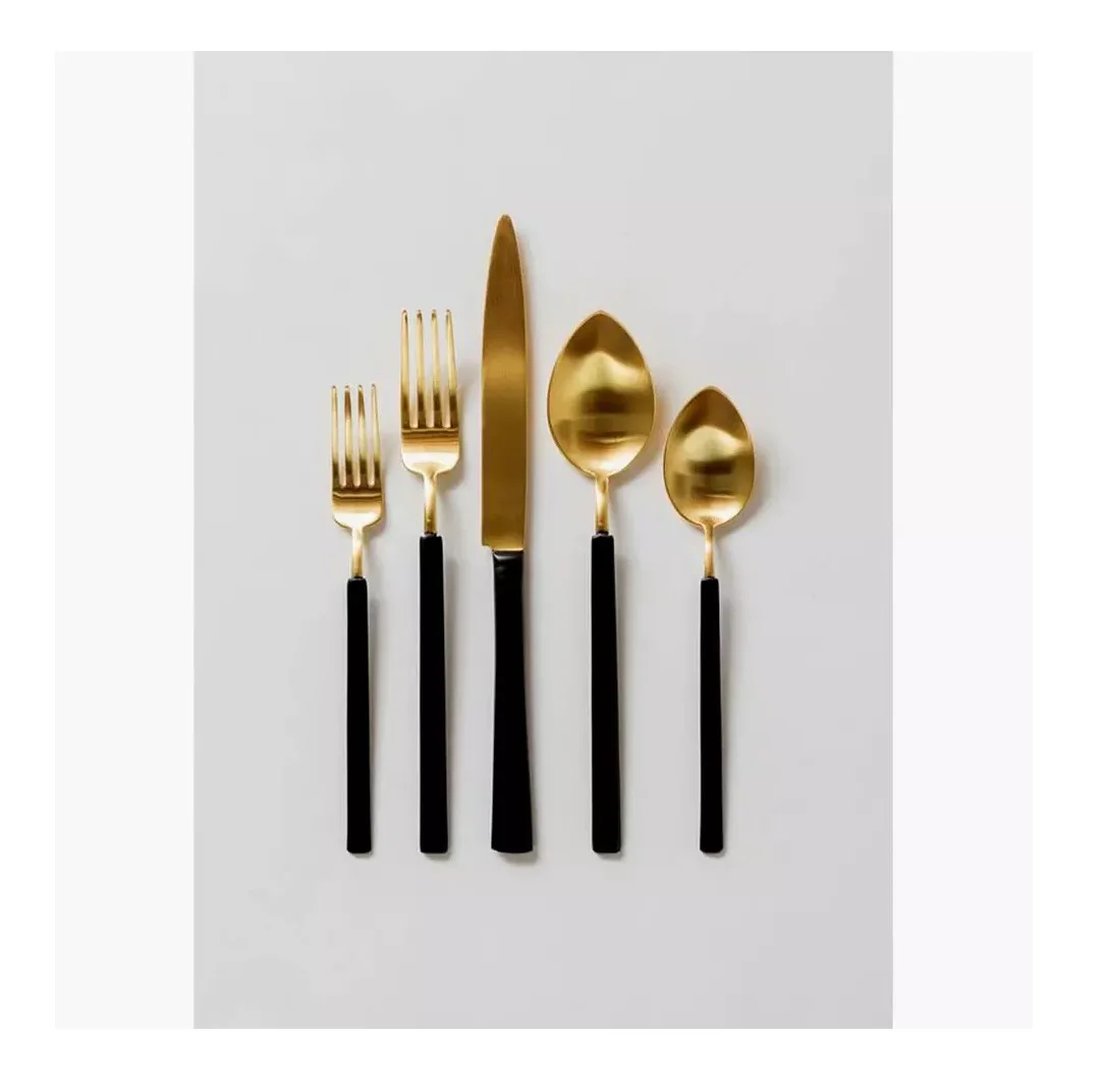 Gold Plated Metal Cutlery Set New Metal Flatware Set of 4 New Metal Flatware In Wholesale Price New Spoon And Fork