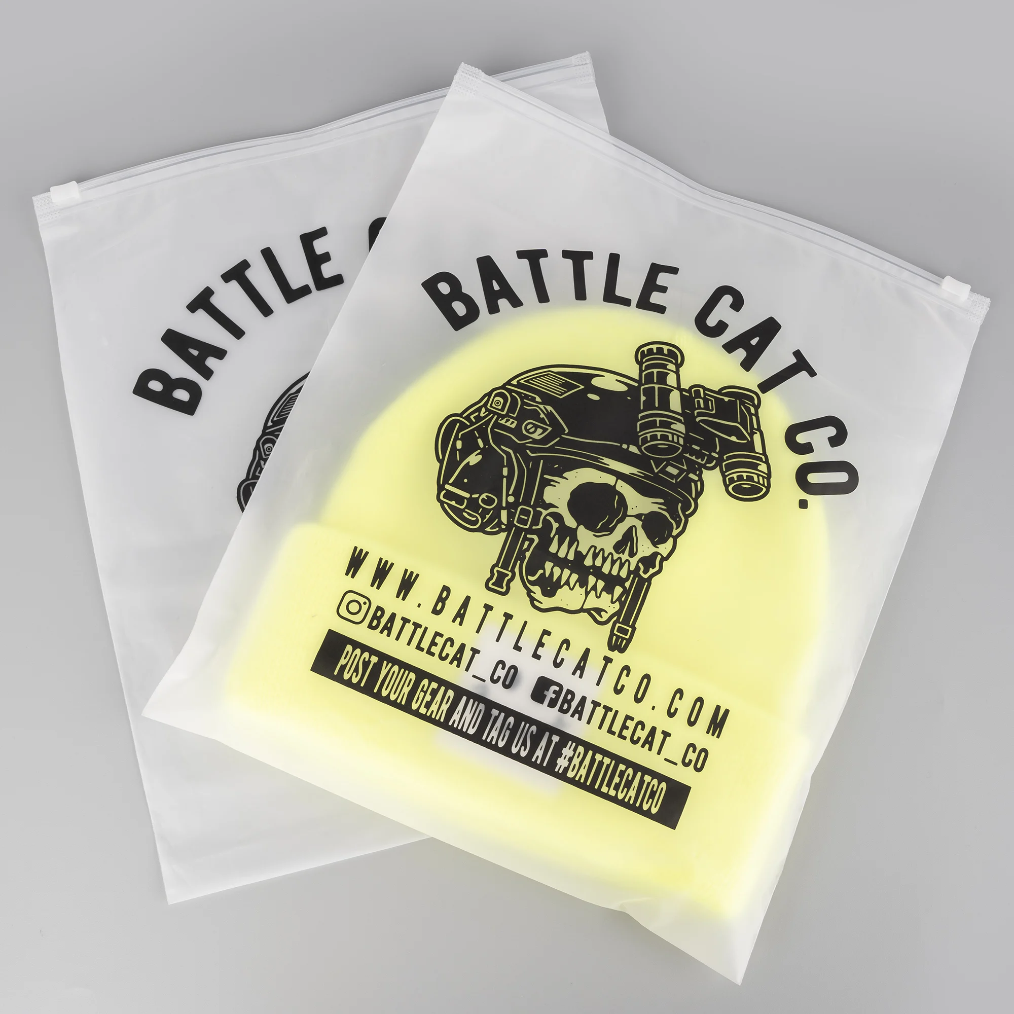 Waterproof Reusable Packaging Frosted Transparent PE Print Custom Brand Logo Popular Zipper Ziplock Bags For Clothing