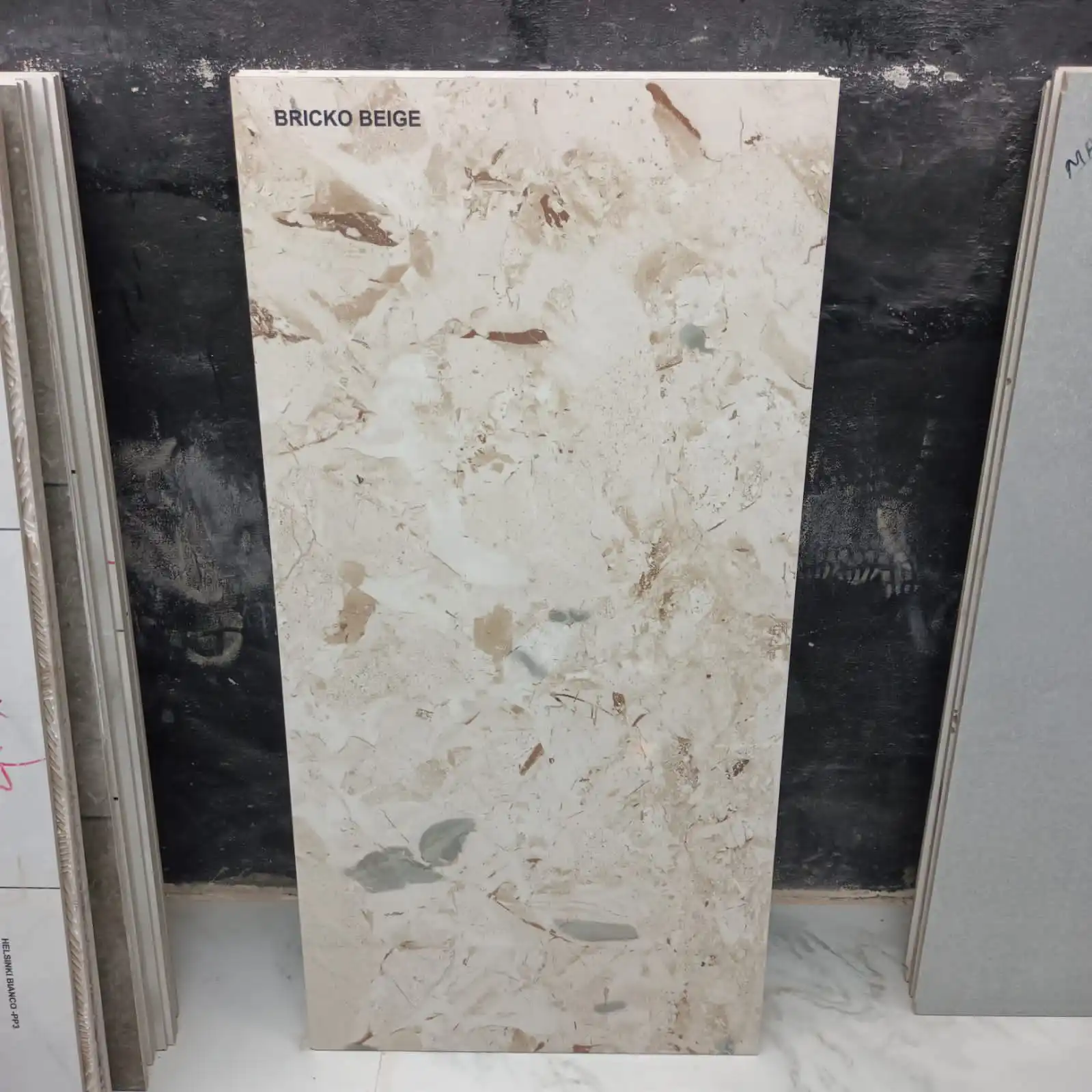 HIGH QUALITY GLAZED POLISHED PORCELAIN FLOOR TILES NEW DESIGN ONYX BIANCO 600X600 600X1200 800X800 MM MADE IN INDIA