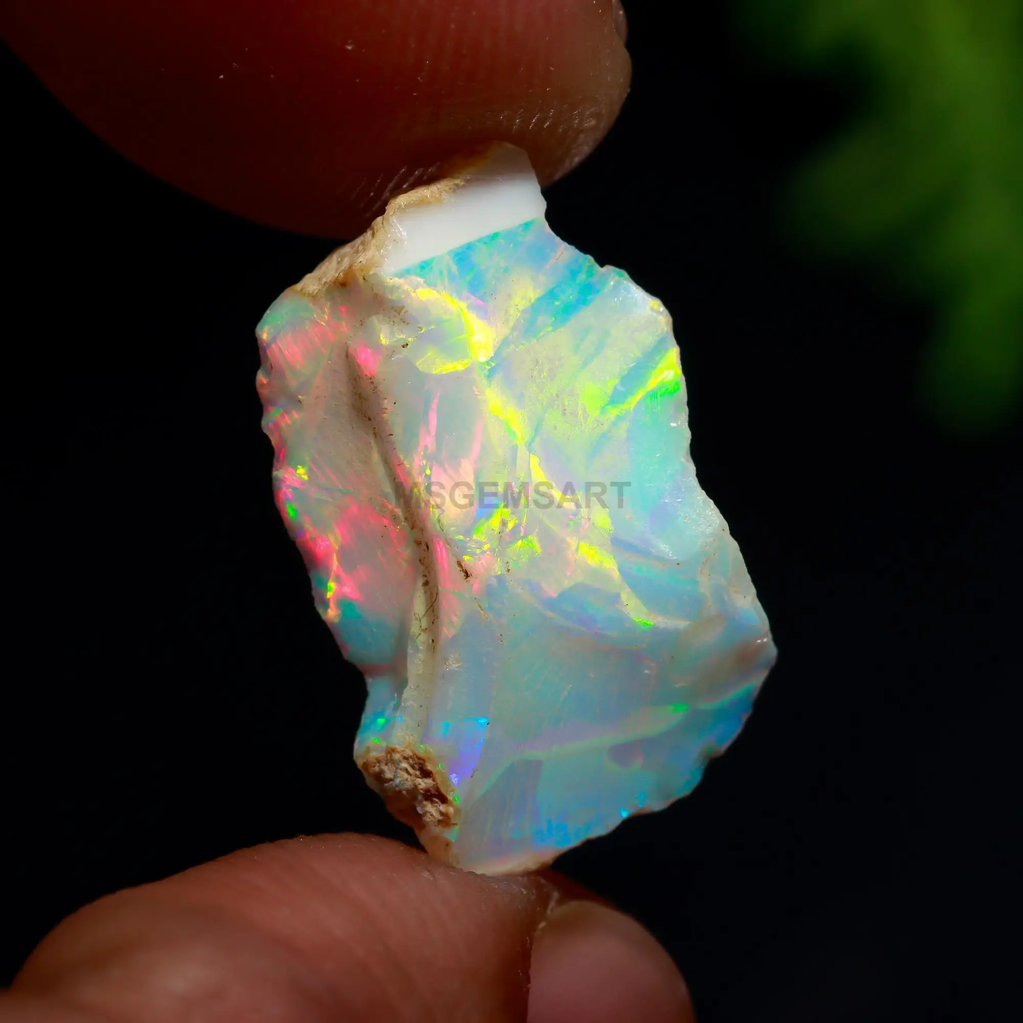 Wholesale Rough Ethiopian Opal Natural Rose Diamond Uncut Fire Opal Crystal 3mm Loose Gemstone Raw Opal Supplier