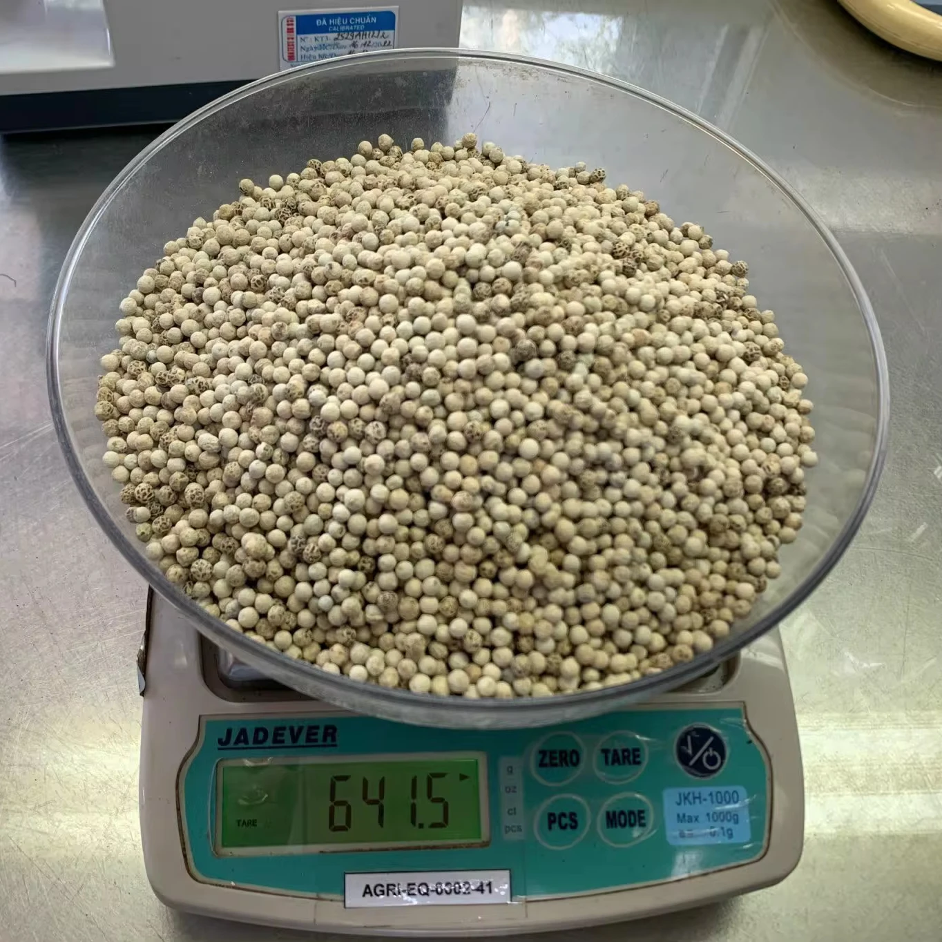 Good Price High Grade White Pepper for Poland Market 100% Natural White Pepper from Vietnam