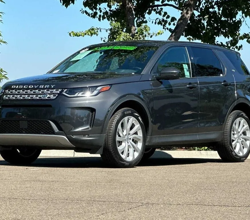 Подержанный 2023 Land Rover Discovery Sport P250 SE AWD