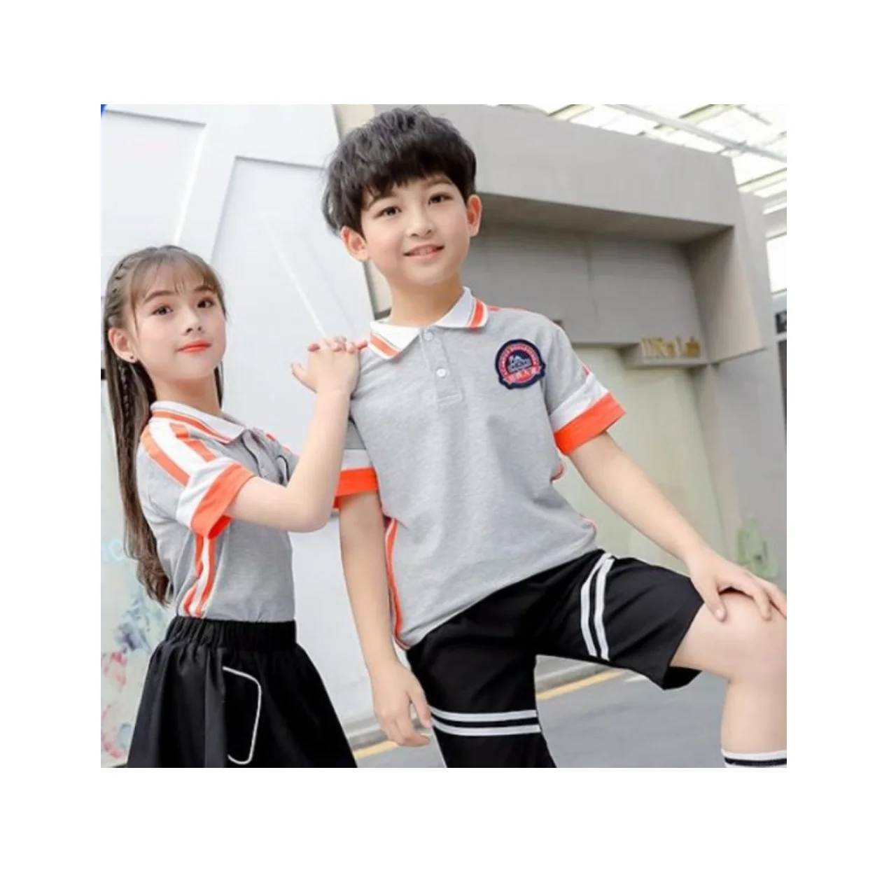 Купить спортивную форму с дышащим материалом сделанный разноцветный и размер для мальчиков девочек униформа продажи