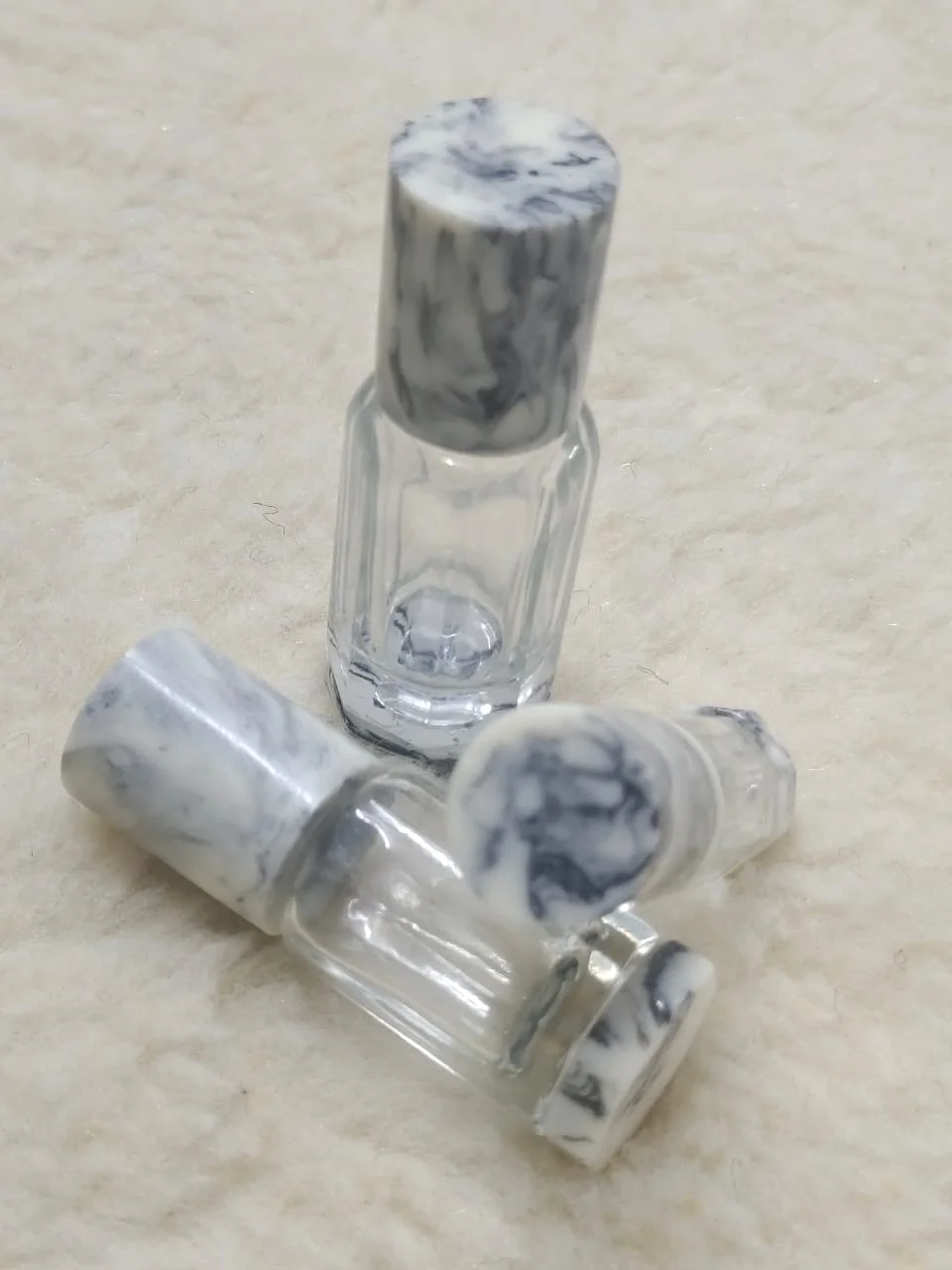 Manaal Enterprises Fancy Design 6ml 8ml Mini Small Refillable Glass Perfume Bottle Roller Glass Serum Bottle Attar Bottle