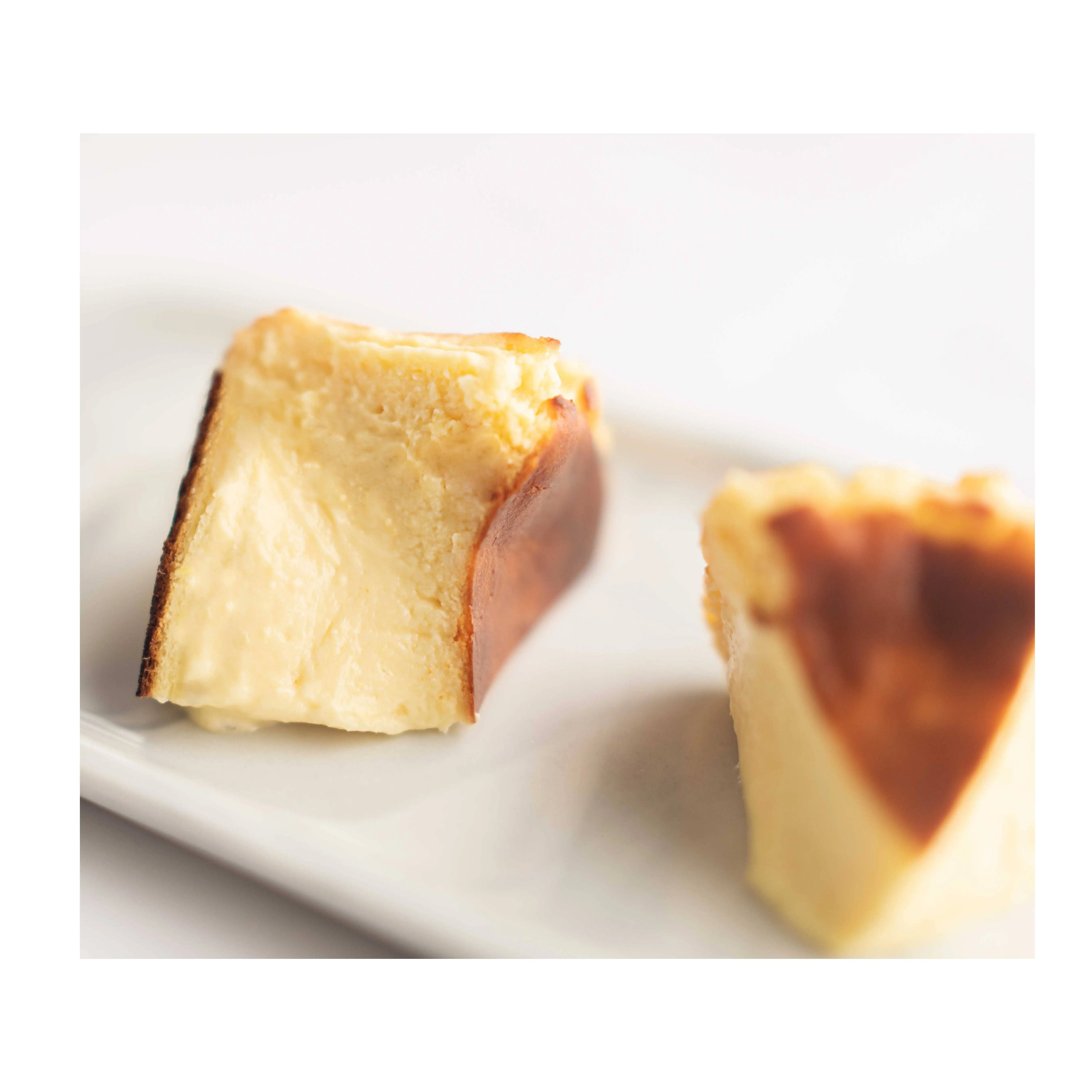 Higher Grade Top Selling Malaysia Round Shape Classic Basque Burnt Cheesecake Flavor Box Packaging 18 Months Shelf Life 0.3kg