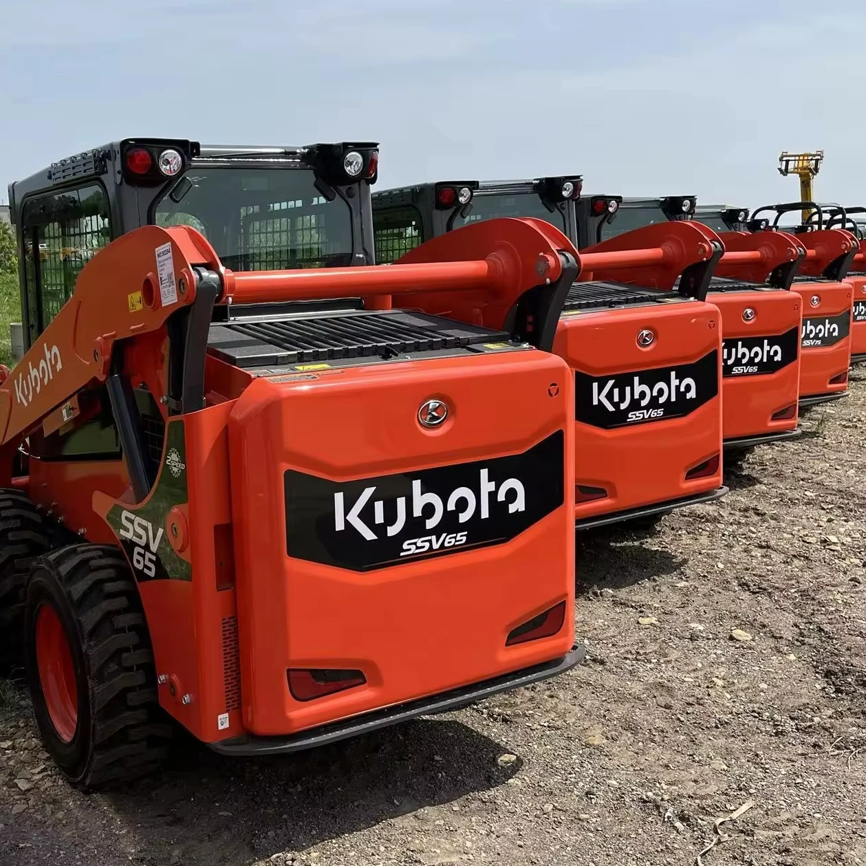 2024 гусеничный погрузчик Kubota SSV65 мини-строительная техника 64 л.с. 4-цилиндровый дизельный двигатель SSV65HC