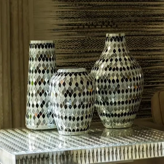 Handmade Modern Art Deco Glass Vase Classic Design for Floor or Tabletop Christmas Decoration