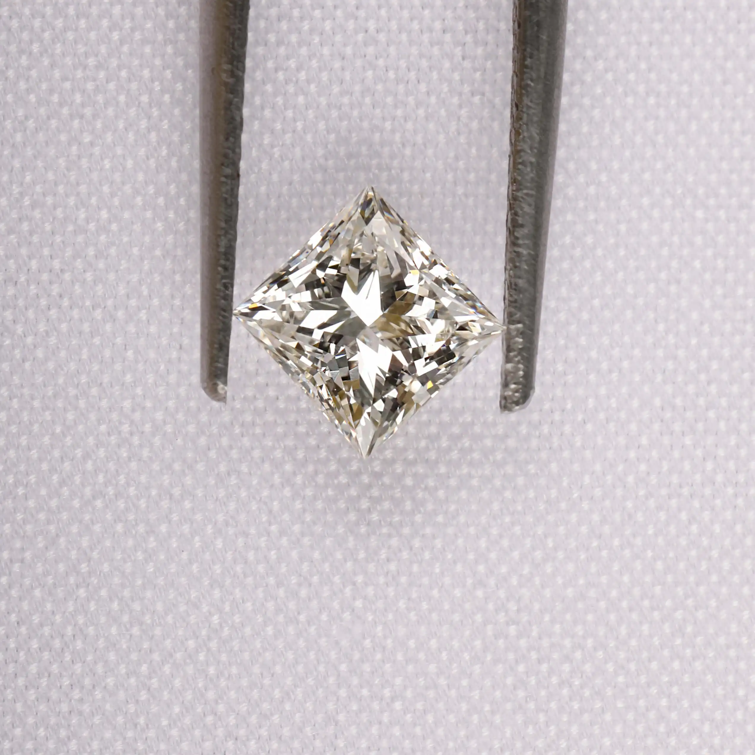 Princess Cut 1 Carat CVD Lab Grown Diamond / Lab Created CVD Diamond For Vintage Engagement Rings